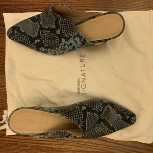 Nordstrom Signature Leather Embossed Mule, Size 40